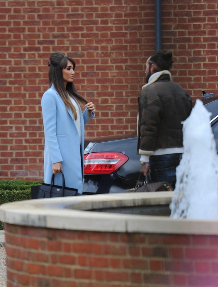 FAMEFLYNET - Exclusive: TOWIE Star Pete Wicks Seen Waiting For Ex Girlfriend Megan McKenna To Arrive At A Spa in London.