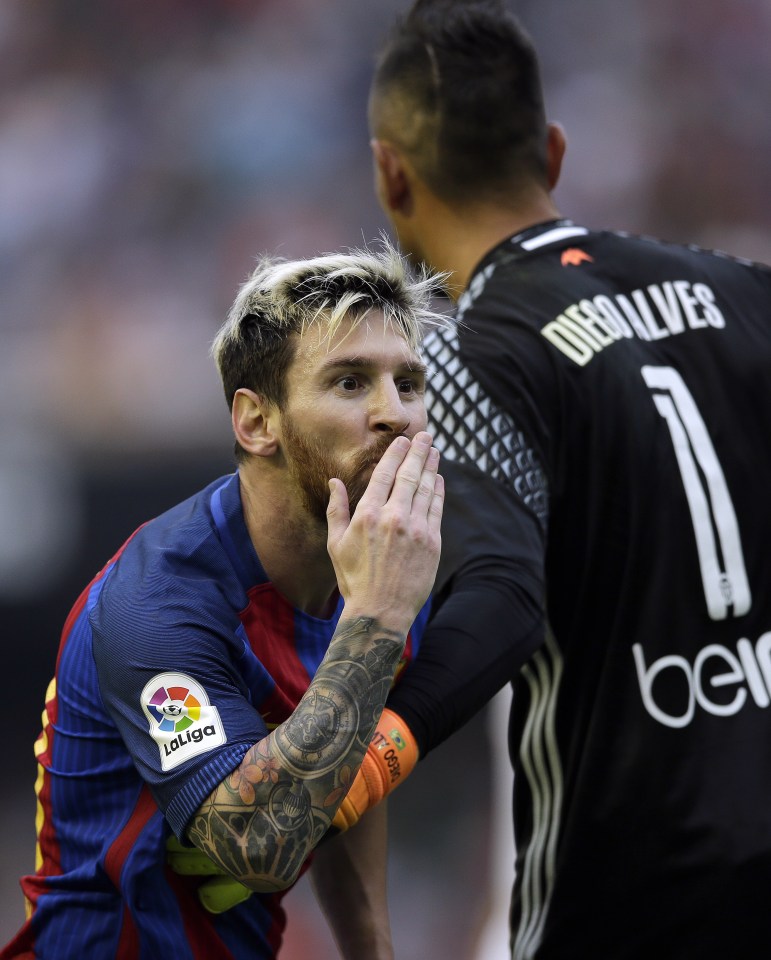  Lionel Messia was caught on camera blowing a kiss to the Valencia fans, which did little to ease the tensions