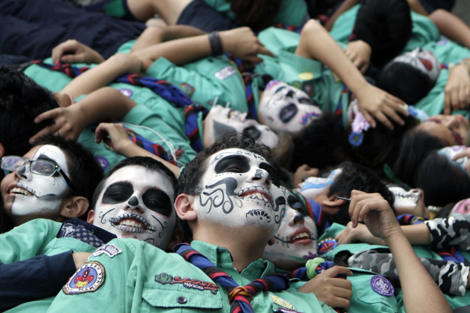  Observers of the holiday usually wear elaborate 'Catrina' and 'Catrin' costumes based on the early 20th century drawing La Calavera Catrina, or 'the elegant skull'