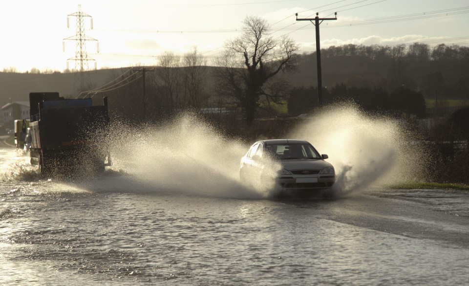  The Met Office has decided to continue naming major storms that hit the UK after finding the tactic made people aware of relevant weather warnings