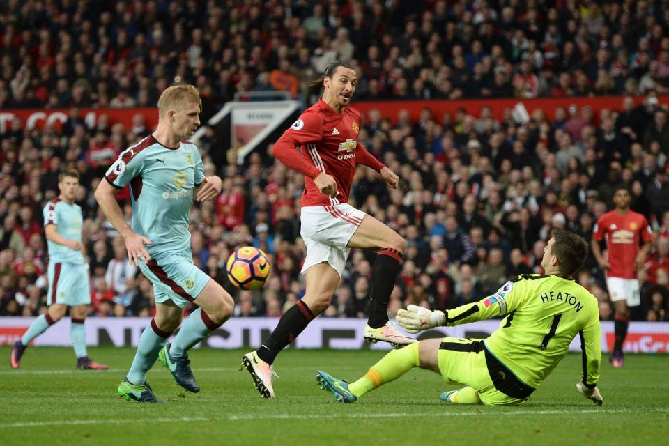  Goalkeeper Tom Heaton had an excellent game for Burnley