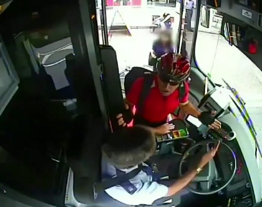 angry-cyclist-punches-brisbane-bus-driver-in-face-in-shocking-road-rage-attacka-00_00_17_01-still018