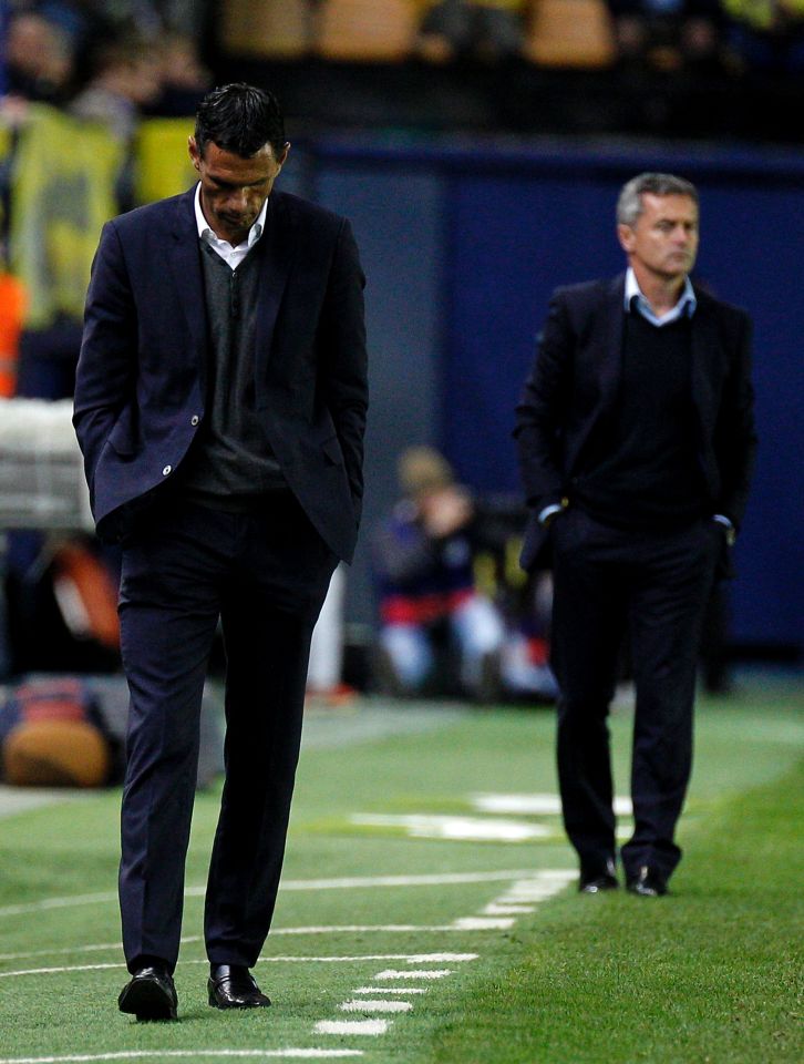  Gus Poyet is on the brink at Real Betis after their defeat to Villarreal