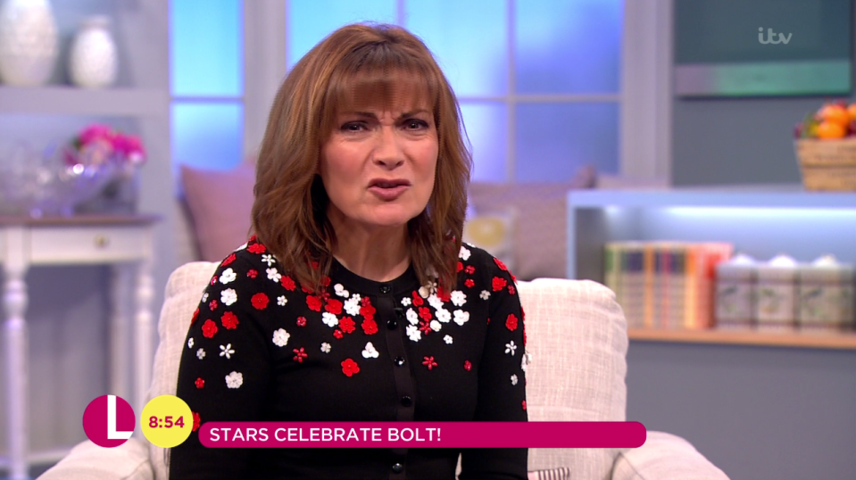  Cheryl should reveal whether she's pregnant or not, says Lorraine