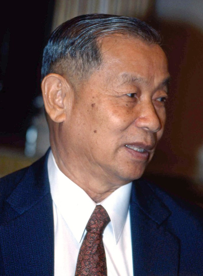  Thai billionaire Chaleo Yoovidhy who created the renowned Red Bull energy drink