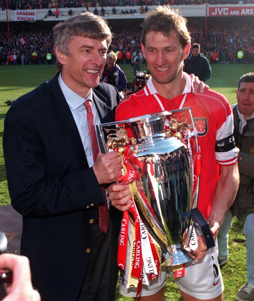  Tony Adams and Arsene Wenger celebrate title success in 1997-98 season