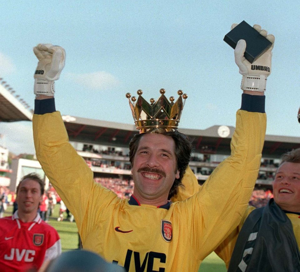  David Seaman celebrates title glory in Arsene Wenger's first full season