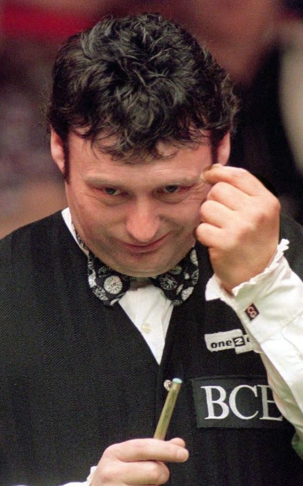  Jimmy White will be hoping to get the better of his counterpart Ronnie O'Sullivan