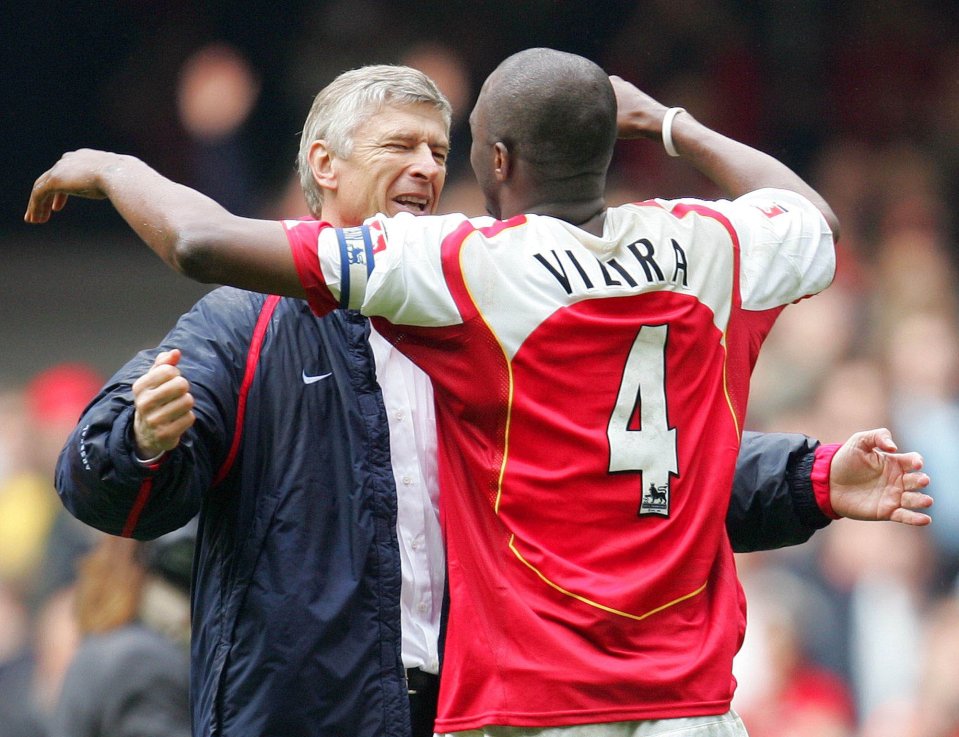  Wenger and Vieira celebrate winning the 2005 FA Cup