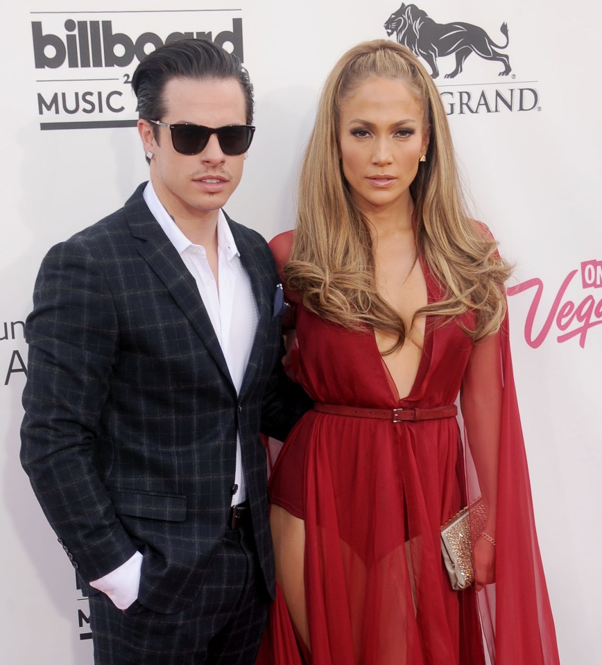  J.Lo broke up with boyfriend Casper Smart last summer