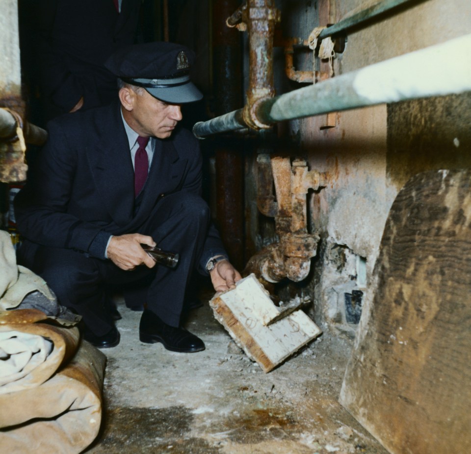  Three jailbirds dug their way out of Cell Block B using spoons in June 1962