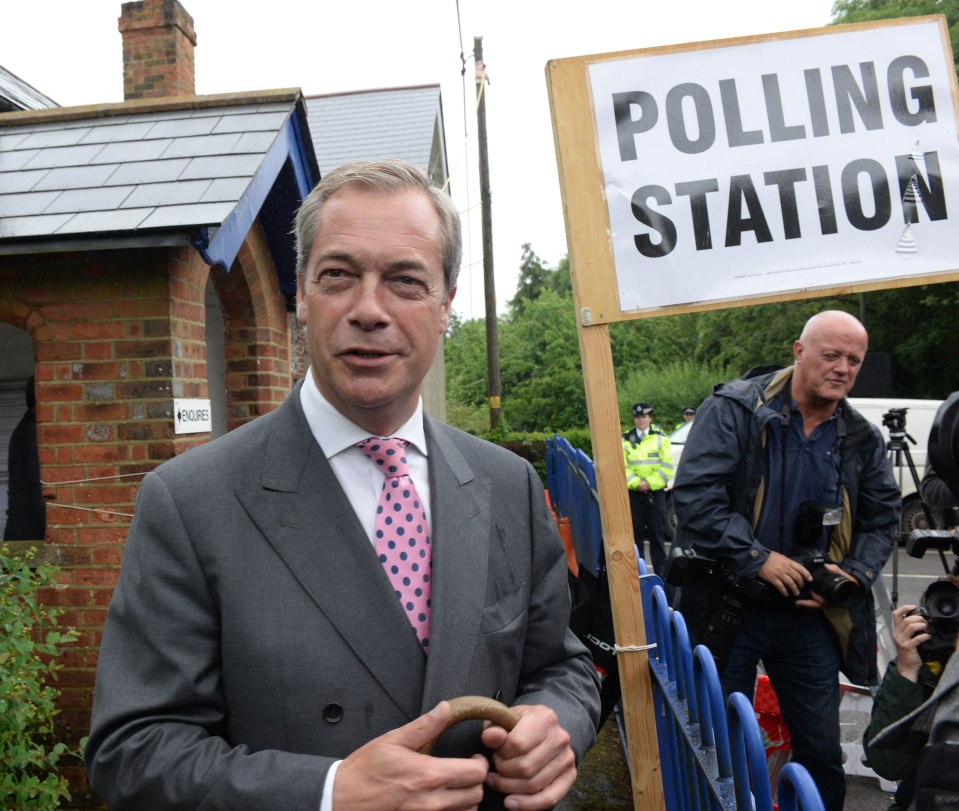  Nigel Farage voting in the EU referendum