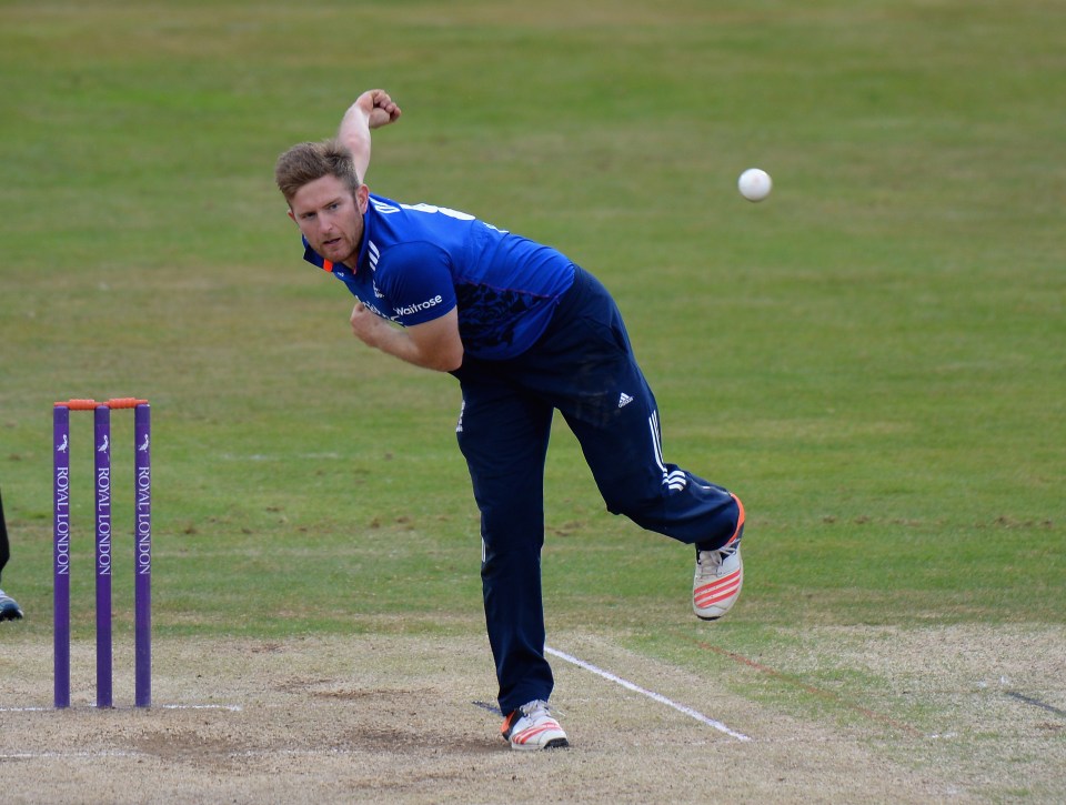  Liam Dawson, who has played white ball cricket for England, replaces Zafar Ansari