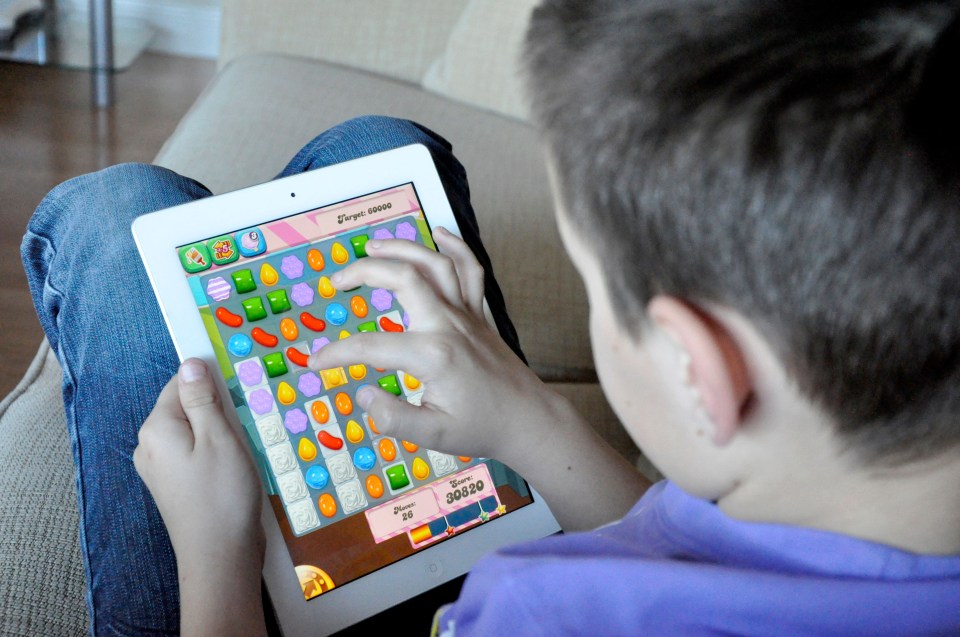  Bubble Witch and Candy Crush are made by King games