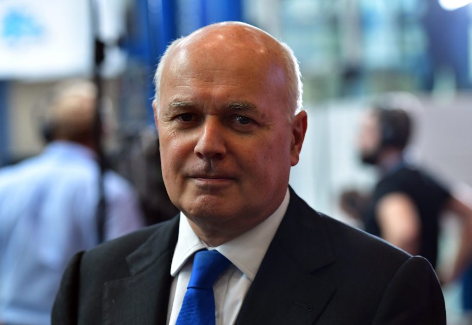  Iain Duncan Smith says judges have set up clash over Brexit