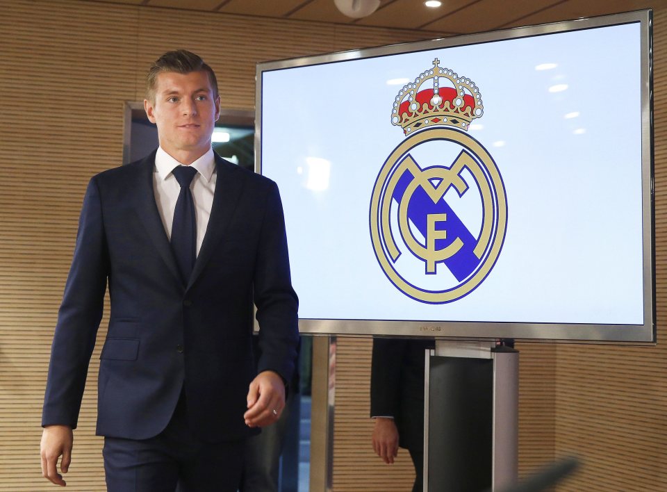  Toni Kroos at press conference to announce extension of his contract