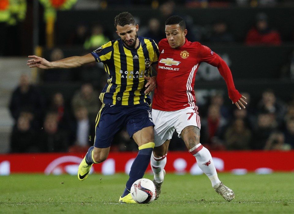  Memphis Depay has failed to find top gear since joining Man United