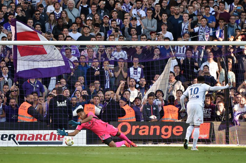  Lacazatte scoring the winner from the penalty spot against Toulouse