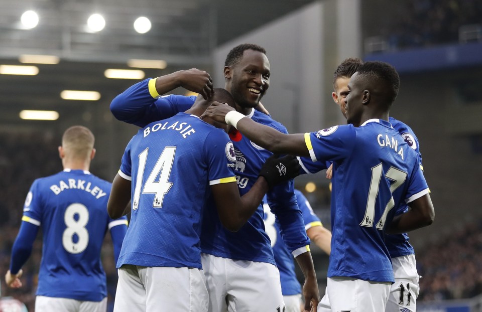  The Toffees are sure to try their luck against Chelsea's three-man defence