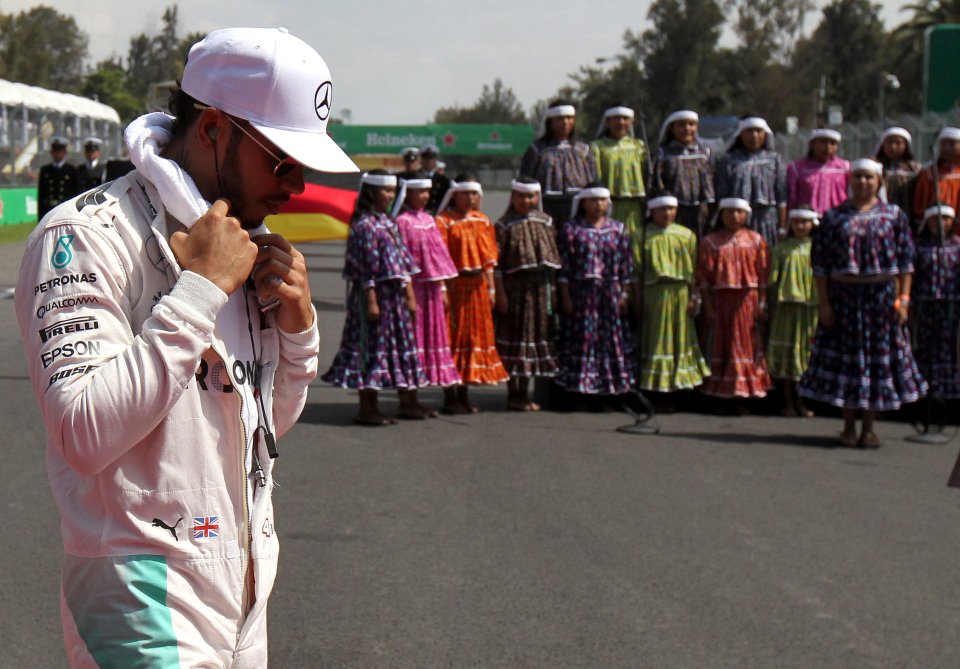  Access to the F1 drivers will not be so open after a member of the Mercedes team was robbed in Mexico