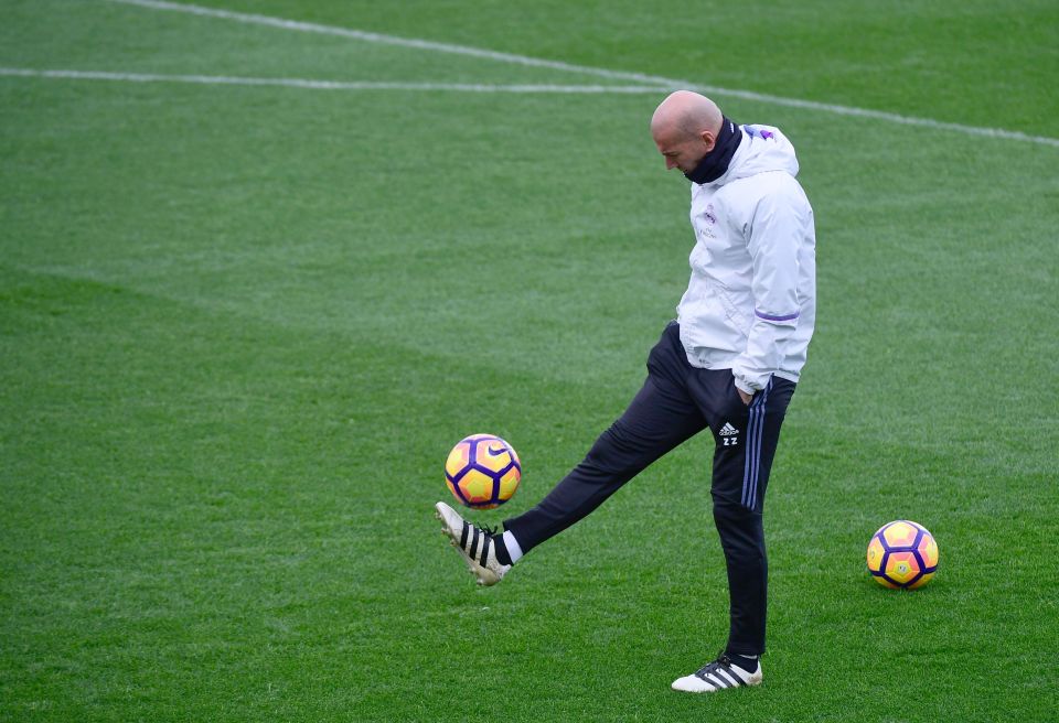  Real Madrid boss Zinedine Zidane shows he has still got it as he leads training