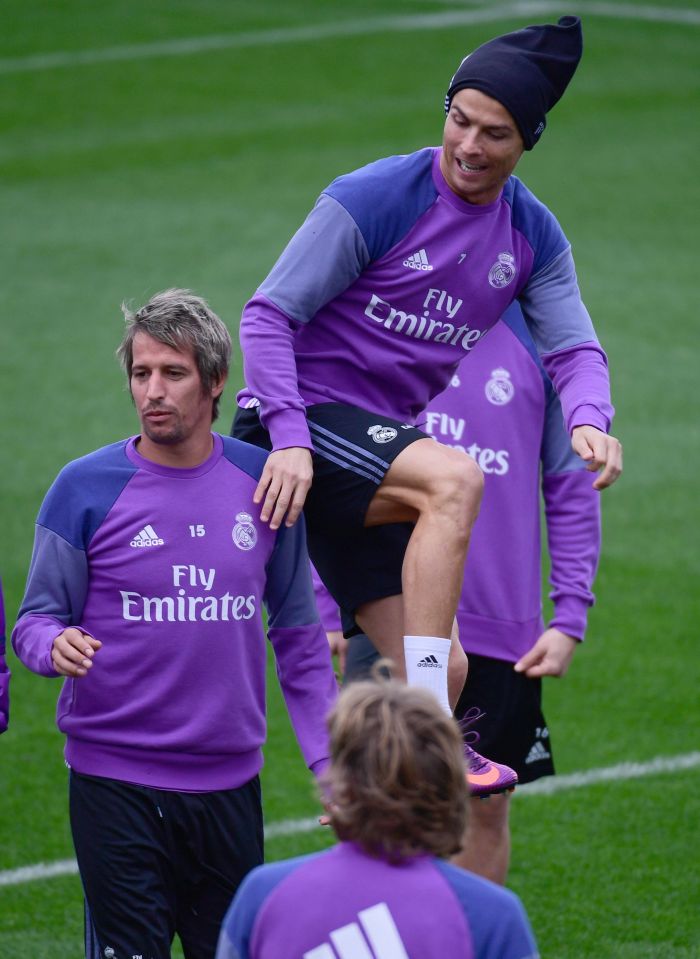  Cristiano Ronaldo jokes with Fabio Coentrao following his pal's return to Real