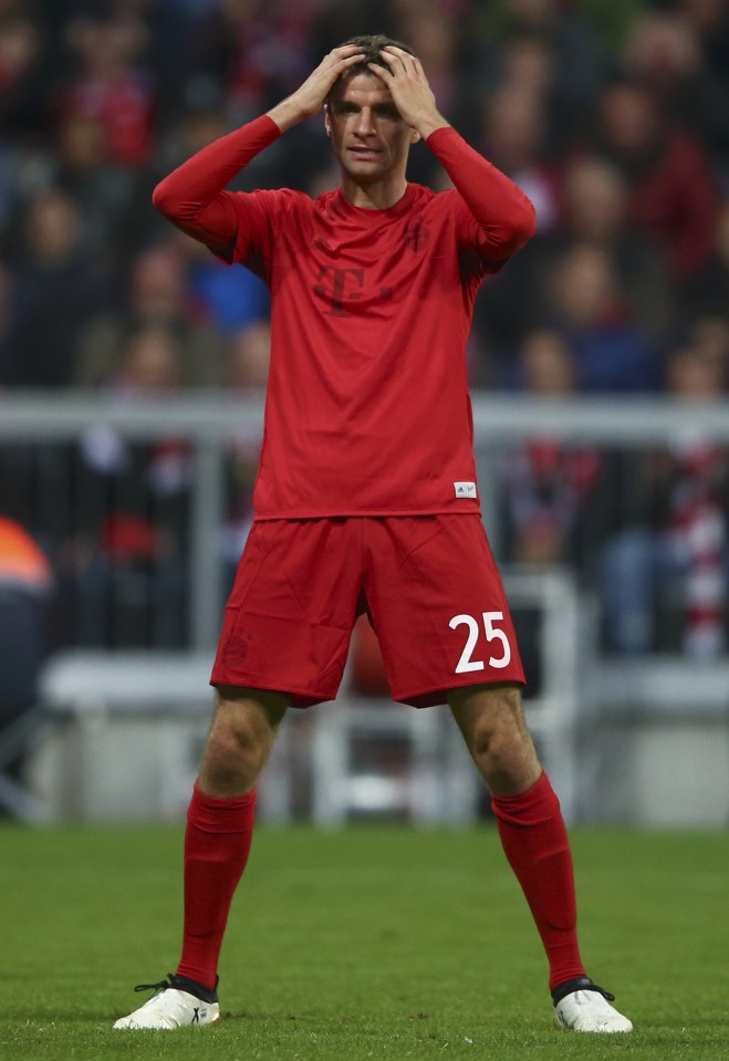 Football Soccer - Bayern Munich v TSG Hoffenheim - German Bundesliga - Allianz-Arena, Munich, Germany - 05/11/16 - Bayern Munich's Thomas Mueller reacts during match against TSG Hoffenheim. REUTERS/Michael Dalder DFL RULES TO LIMIT THE ONLINE USAGE DURING MATCH TIME TO 15 PICTURES PER GAME. IMAGE SEQUENCES TO SIMULATE VIDEO IS NOT ALLOWED AT ANY TIME. FOR FURTHER QUERIES PLEASE CONTACT DFL DIRECTLY AT + 49 69 650050