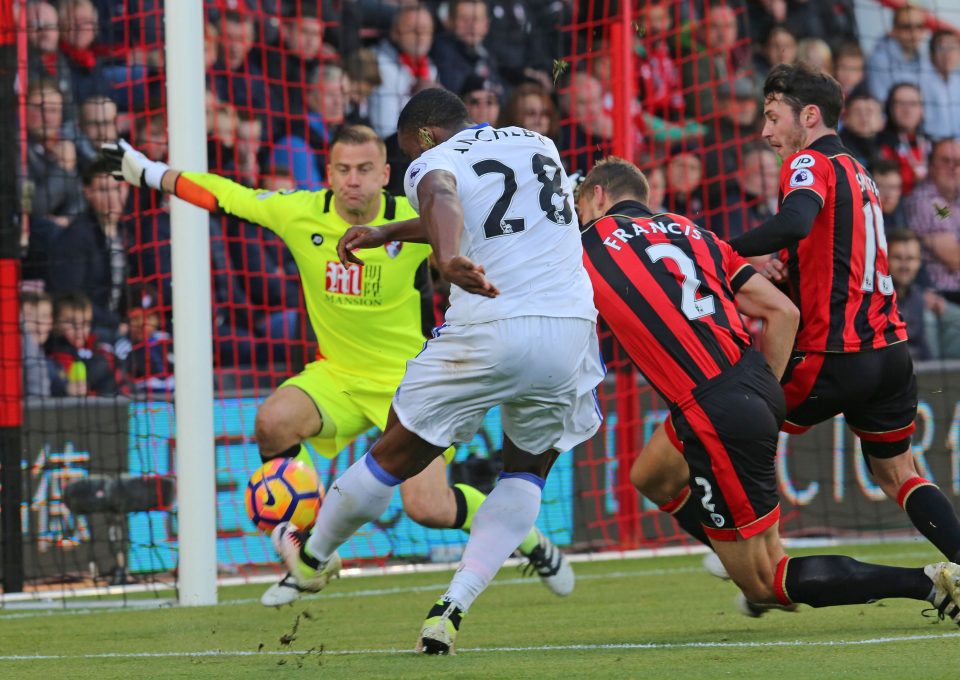  But Victor Anichebe equalised in the first half with a strong strike for his first Sunderland goal