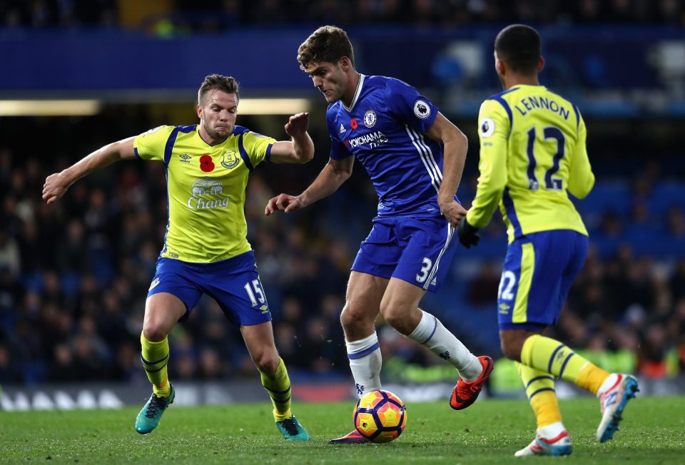  Marcos Alonso is happy with his role in Antonio Conte's new-look 3-4-3 formation