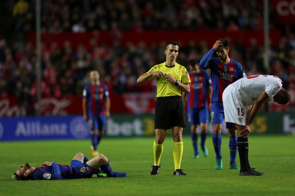  Barcelona claim Lionel Messi snapped his bootlace when he was fouled by Steven N'Zonzi and have appealed the yellow card he was shown for timewasting