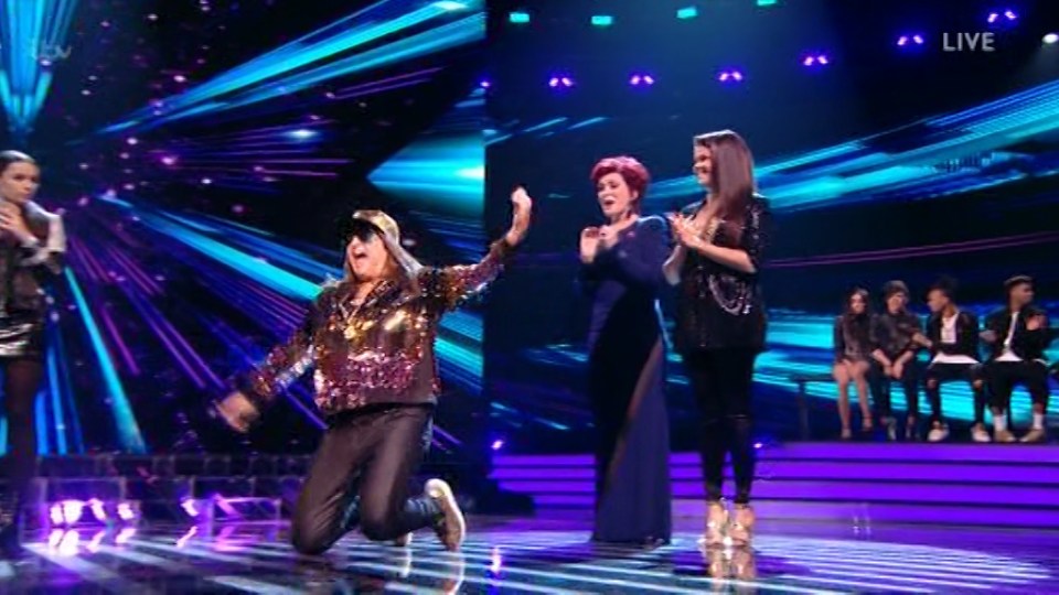  Honey G's tried and failed to pull off a knee slide on last weekend's X Factor