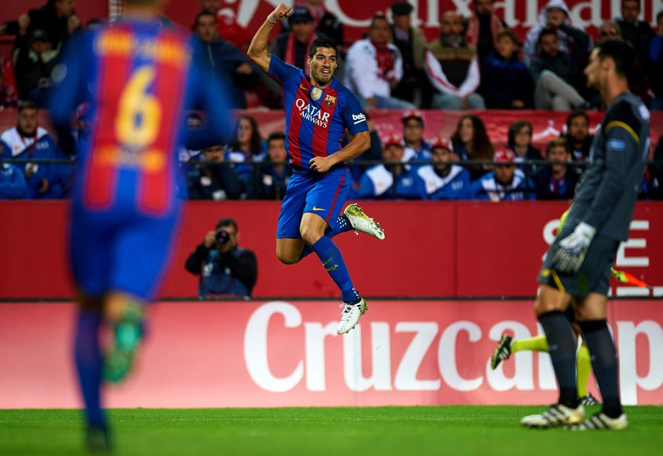  Barcelona kept pace with their rivals after a win over Sevilla