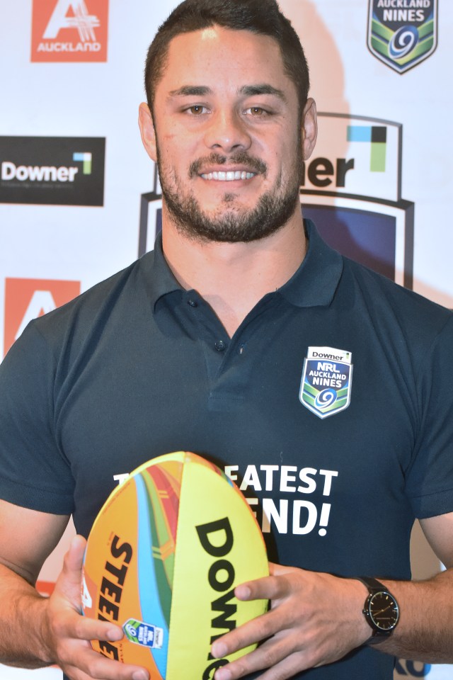  He recently joined the Gold Coast Titans, based in Queensland