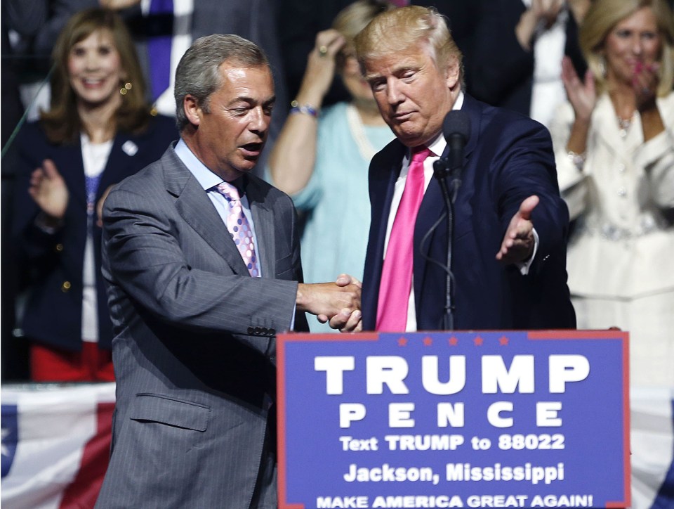  Nigel Farage with Donald Trump at a campaign rally in Mississippi