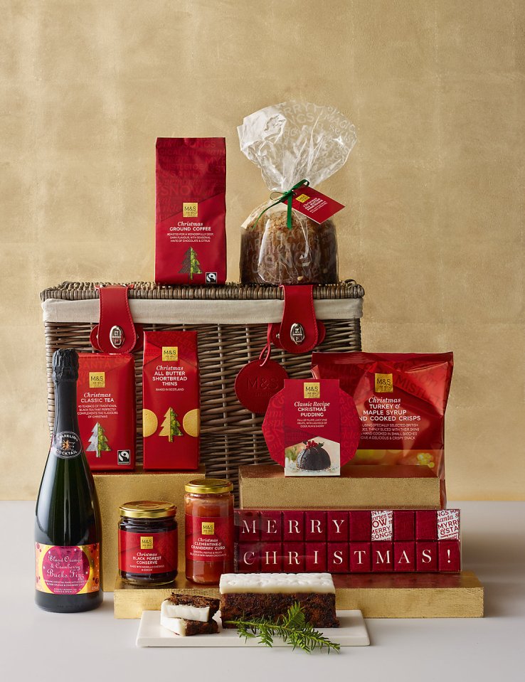 M&S Classic Christmas Hamper with Fizz