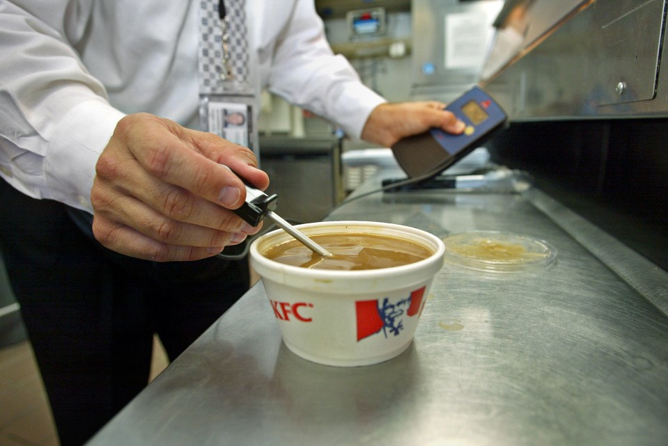  One ex-employee thinks the KFC gravy is dirty