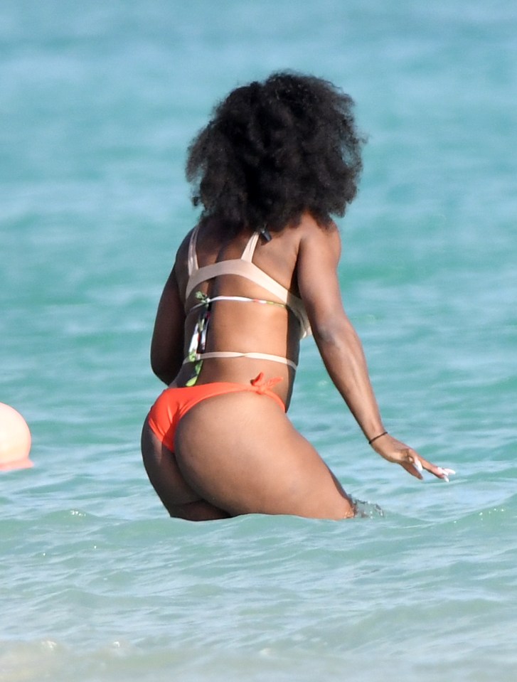  Serena's flawless body has been crafted after years of playing tennis