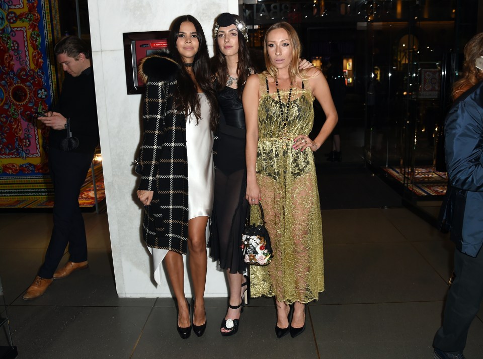  Kyra Kennedy of the US Kennedy family in the middle, seen with Reya Benitez and Gaia Matisse