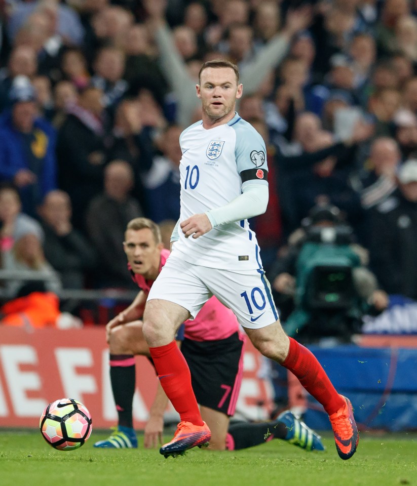  Jordan Henderson will captain the England squad in Rooney's absence