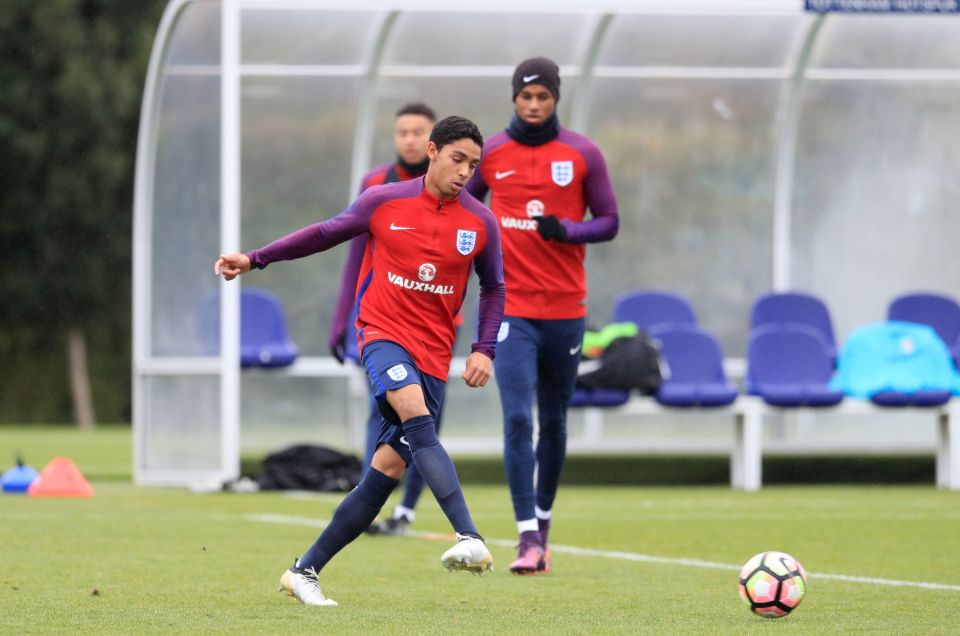  Spurs wonderkid Dylan Duncan in action with the senior side