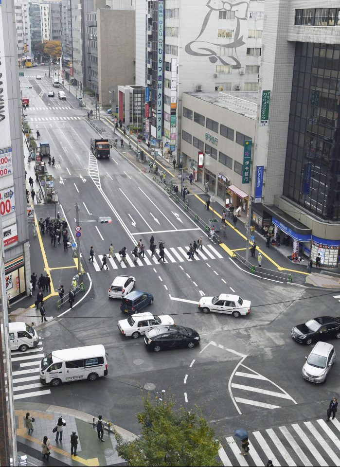  The road in Fukuoka is now looking as good as new after re-opening