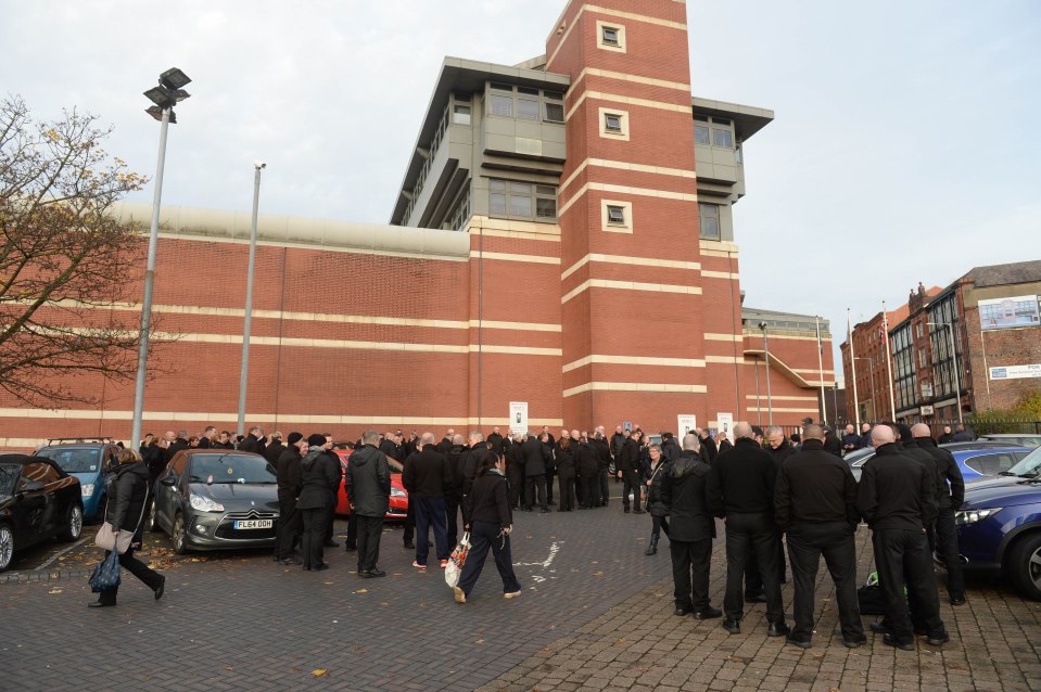  Prison officers protesting outside Strangeways