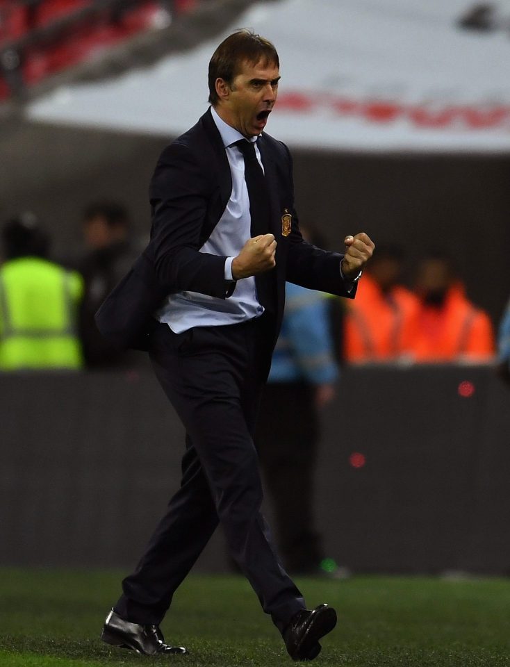  Julen Lopetegui celebrates Spain's late equaliser against England