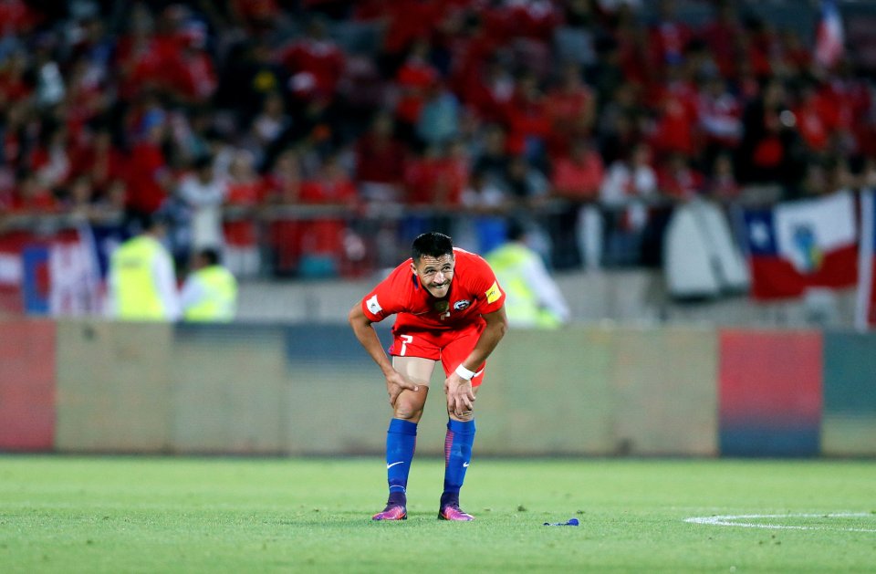  Alexis Sanchez did have a quick stretch of his hamstring as Chile beat Uruguay 3-1