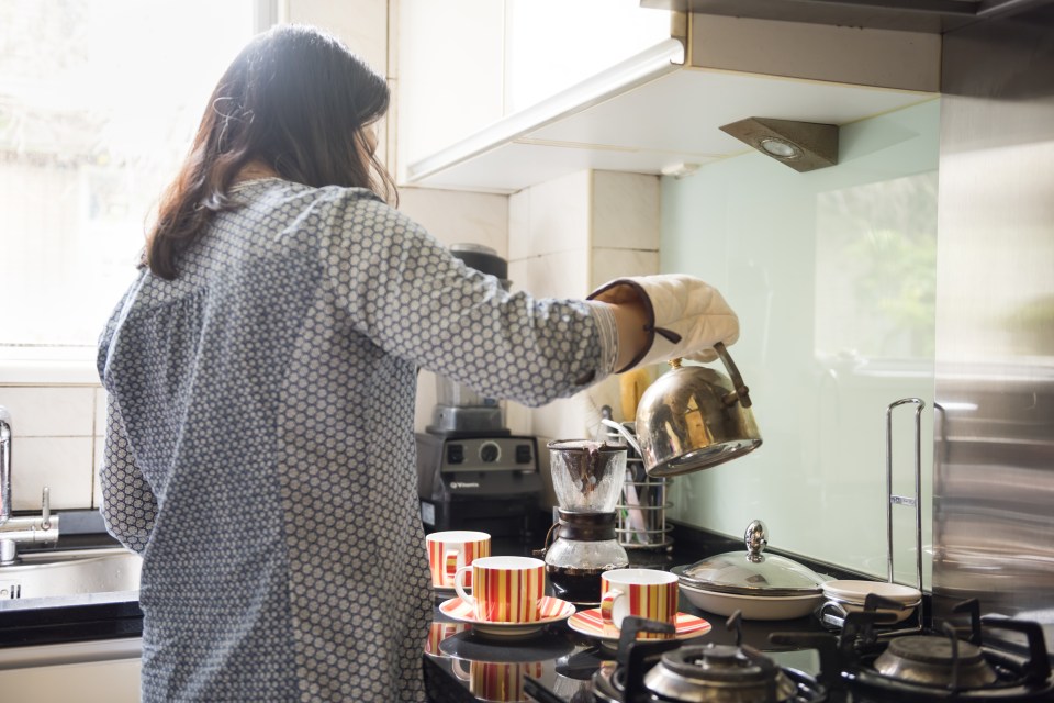  Researchers compared the price of coffee at home, work, in Starbucks and at an independent coffee shop