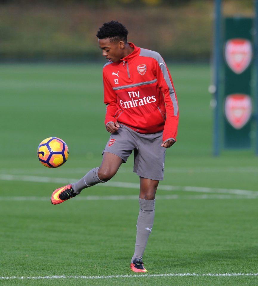  Whizkid Joe Willock shows off his skills after training with the first team