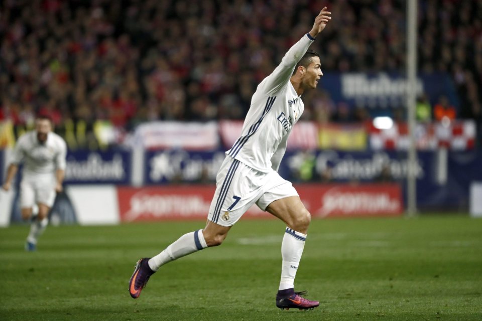  Cristiano Ronaldo hit a hat-trick much to the joy of his boss