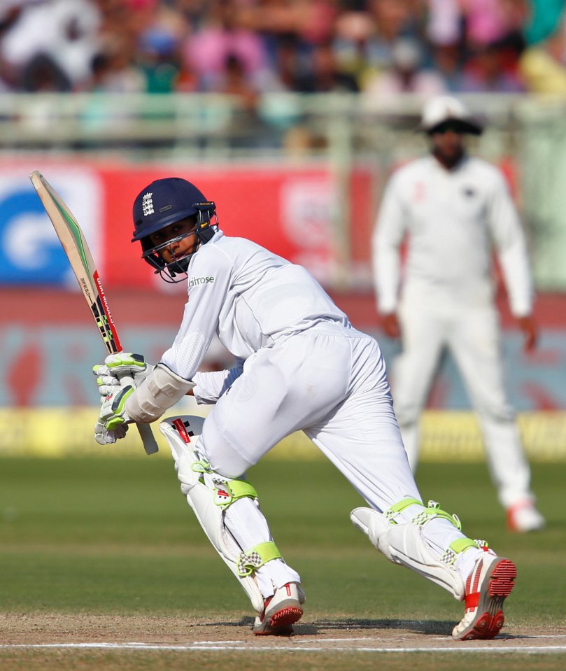  Haseeb Hameed could be heading out of India early after hurting his little finger