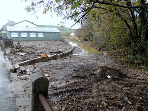  The rain left trails of sludge everywhere