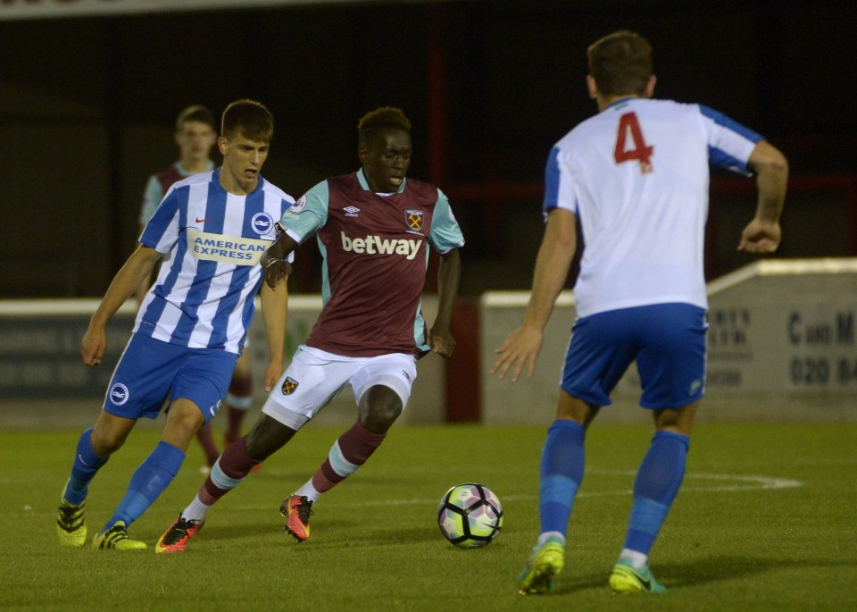  Domingos Quina has already made his West Ham first team debut